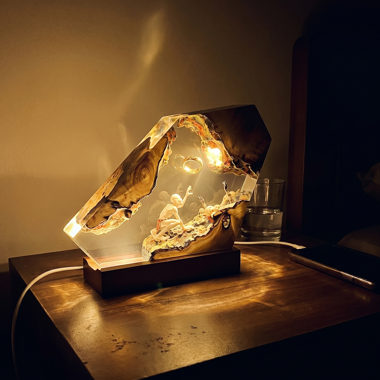 Valorie's Creation | Ring Lamp